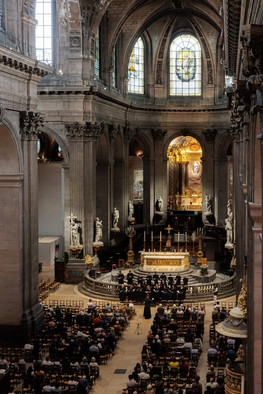 The Choir of Buckfast Abbey performs in Saint Sulpice in Paris